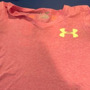 Under armour short sleeve shirt